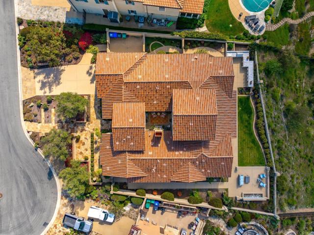 Image 42 of 66 For 8784 Avenida Mirador