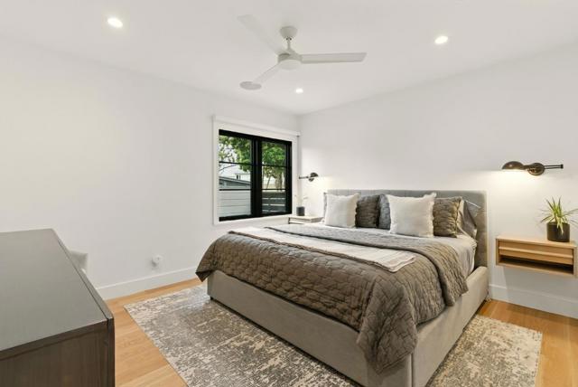 240 Bancroft Road, Burlingame CA: https://media.crmls.org/mediaz/60241f3f-914b-4035-a13c-91b38a298402.jpg