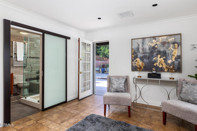 Detail Gallery Image 28 of 52 For 1038 Oban Dr, Los Angeles,  CA 90065 - 4 Beds | 3 Baths