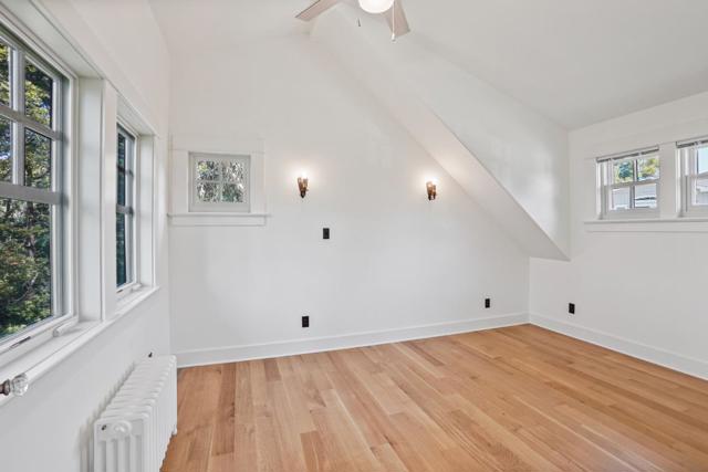 385 Miramar Drive, Half Moon Bay CA: https://media.crmls.org/mediaz/6024e4d4-5b9a-4465-ae80-a40034991817.jpg