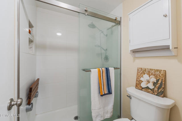 2705 N Broadmoor Avenue, Simi Valley CA: https://media.crmls.org/mediaz/60286160-7317-4cdc-a0a2-f0b1025569ca.jpg