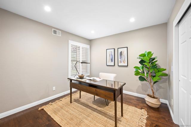 Image 14 of 33 For 10793 Via Cimborio Cir