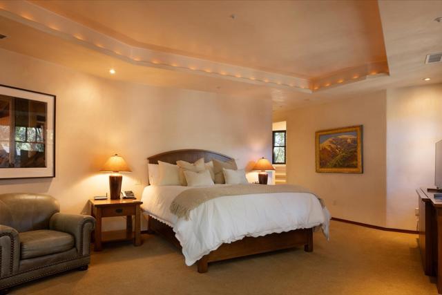 7 Rumsen Trace, Carmel CA: https://media.crmls.org/mediaz/602918c7-8c0f-4855-a65f-20d42fc61163.jpg