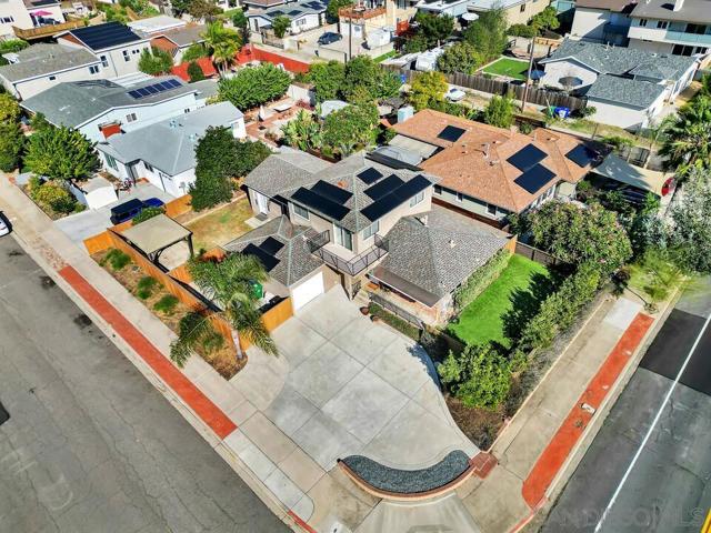 4502 Milton St, San Diego CA: https://media.crmls.org/mediaz/60295658-8677-49b3-b9bd-061efb823b7f.jpg