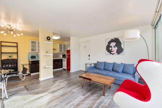 1111 E Palm Canyon Drive, Palm Springs CA: https://media.crmls.org/mediaz/602a3771-c1b4-420f-b1b9-ddca709c2b72.jpg