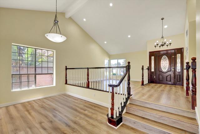 1103 Countrywood Ln, Vista CA: https://media.crmls.org/mediaz/602b82d5-1a76-4ab7-ba16-879f4dbbd9e4.jpg