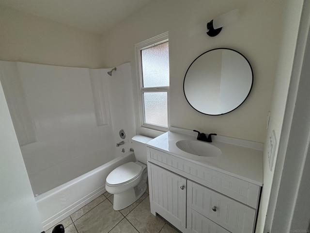 2566 Los Cerritos Ln, Fallbrook CA: https://media.crmls.org/mediaz/602c1883-dac6-44f2-90cd-6691168df5bd.jpg