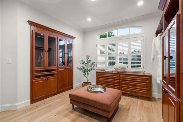 1750 Vista Del Sur, Gilroy CA: https://media.crmls.org/mediaz/602c48d9-41cd-44b6-8e28-ddf8ae8f50c8.jpg