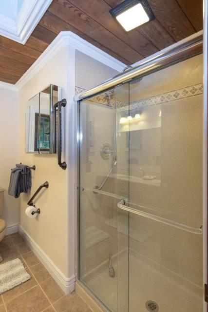 79547958 Lovers Lane, Hollister CA: https://media.crmls.org/mediaz/602ced42-a192-45fa-93ff-3243bd0924c4.jpg