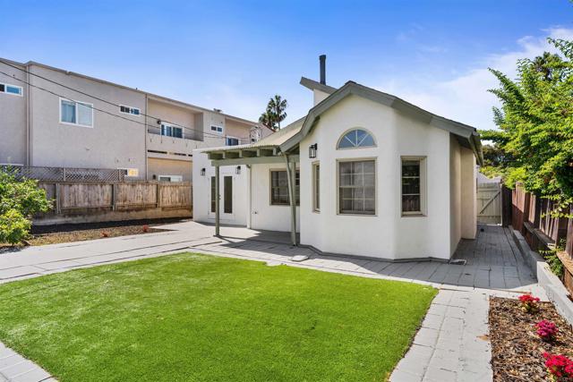 4551 Maryland Street, San Diego CA: https://media.crmls.org/mediaz/602d5744-1aea-49de-a942-65453852763c.jpg