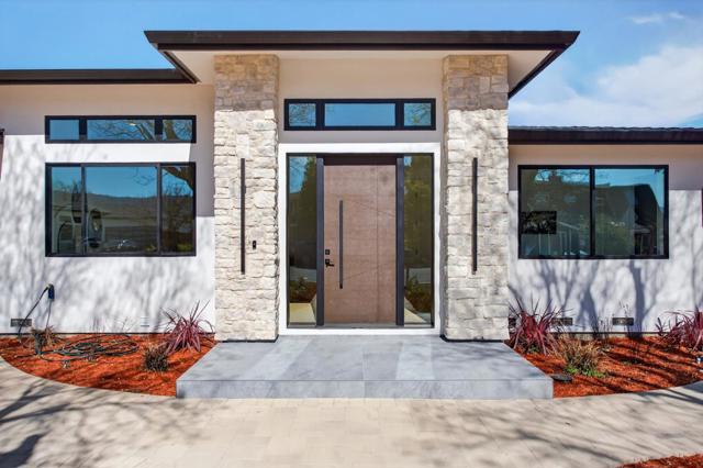 18645 Paseo Lado, Saratoga CA: https://media.crmls.org/mediaz/602d7ff7-f8e1-4959-a72d-ec59c5efc9d3.jpg