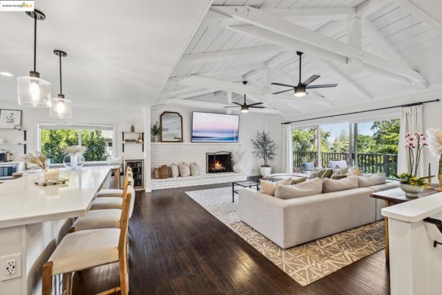 6605 Ascot Dr., Oakland CA: https://media.crmls.org/mediaz/602e1b01-e26a-4c0c-a91c-eeb7895743c5.jpg