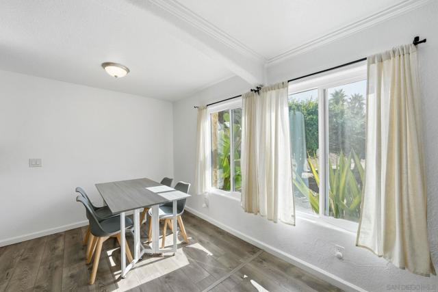 1687 Pentecost Way, San Diego CA: https://media.crmls.org/mediaz/602e81fe-3824-40ef-9d6e-51e2201c4e7a.jpg