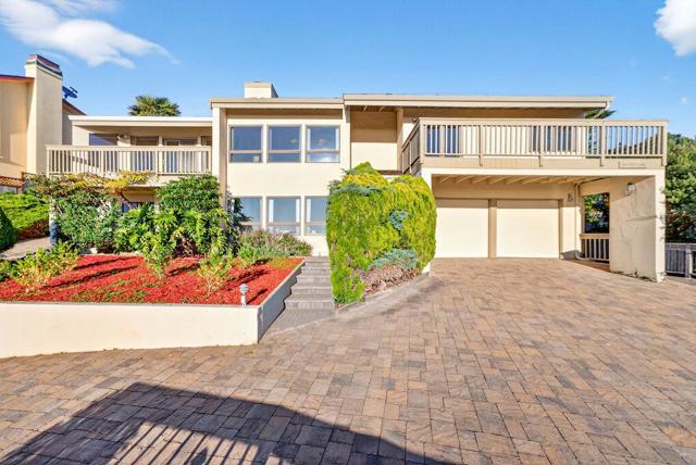 3475 Edgefield Place, Carmel CA: https://media.crmls.org/mediaz/60307a38-ba3c-4529-948f-a4a4d83dca1a.jpg