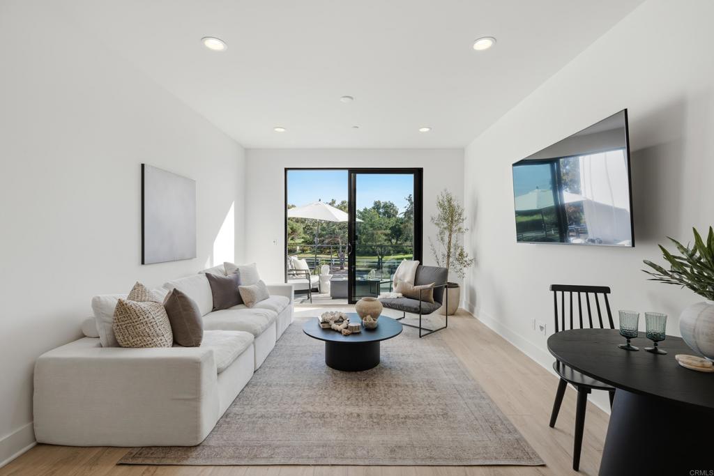 1107 Catania Court #203