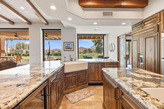 49006 Foxtail Lane, Palm Desert CA: https://media.crmls.org/mediaz/6032be9c-006f-40ca-b702-2decf6f14283.jpg