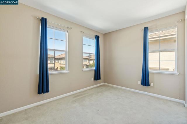 2436 Sienna Drive, Pittsburg CA: https://media.crmls.org/mediaz/6032d724-9cd5-45f9-858f-e43d093c31f8.jpg