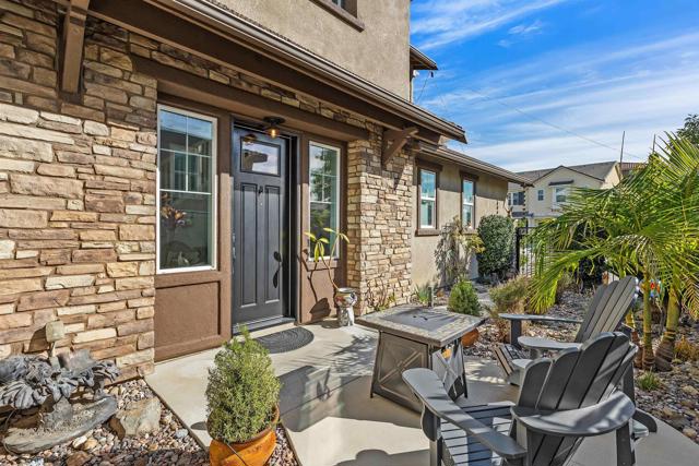 238 Ventasso Way, Fallbrook CA: https://media.crmls.org/mediaz/603361a5-25a3-40aa-a9b0-a4be30cd15f1.jpg