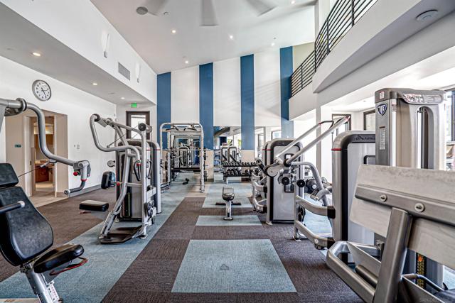 2335 Aperture Circle, San Diego CA: https://media.crmls.org/mediaz/6033e51e-be1c-4da9-823b-e287f2b0328e.jpg