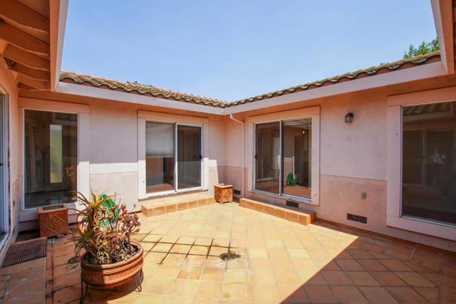 6460 Cabernet Drive, Hollister CA: https://media.crmls.org/mediaz/60342f92-8986-4d6d-90cc-51b995df03fc.jpg