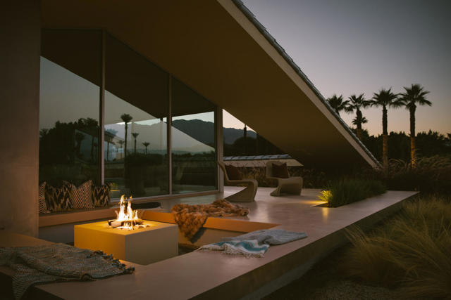 38850 Kelley Lane, Rancho Mirage CA: https://media.crmls.org/mediaz/603490b1-0788-4ddd-be37-f84cc7bd6443.jpg