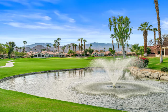 76955 Turendot Street, Palm Desert CA: https://media.crmls.org/mediaz/6034ba3f-2900-460d-af0f-c12a74ab9758.jpg