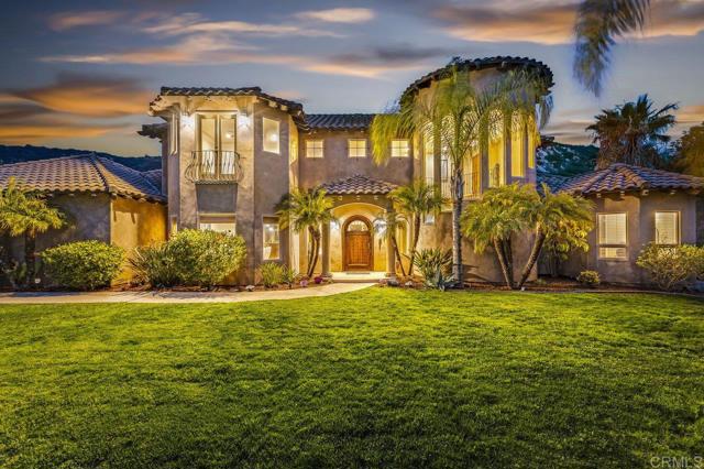 Detail Gallery Image 1 of 1 For 13521 Whitewater Dr, Poway,  CA 92064 - 6 Beds | 5/1 Baths