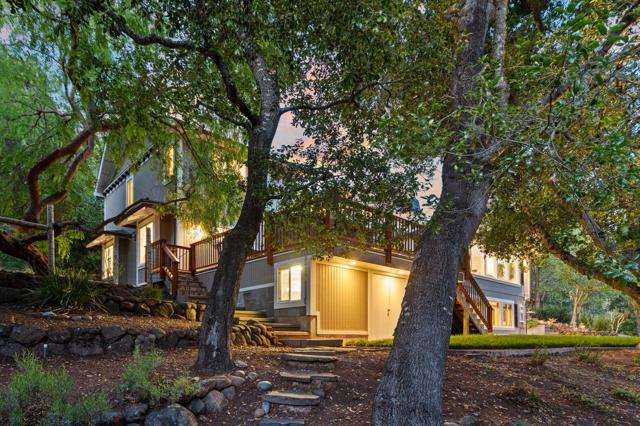 23447 Skyview Terrace, Los Gatos CA: https://media.crmls.org/mediaz/603526b7-3ce8-4749-beed-3cc31f086ae2.jpg