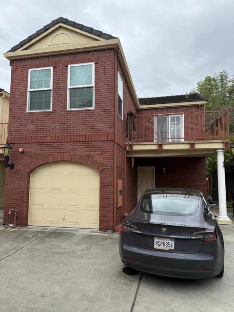 822 Shooting Star Terrace, Sunnyvale CA: https://media.crmls.org/mediaz/6036c677-7279-4c9a-b214-d9755a72c4aa.jpg