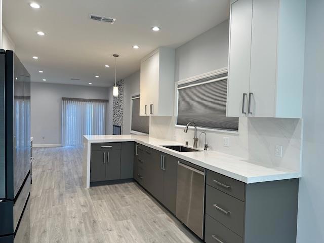 2865 Shannon Drive, South San Francisco CA: https://media.crmls.org/mediaz/6037ede2-4361-40c0-ac60-c2f7fef99bdb.jpg