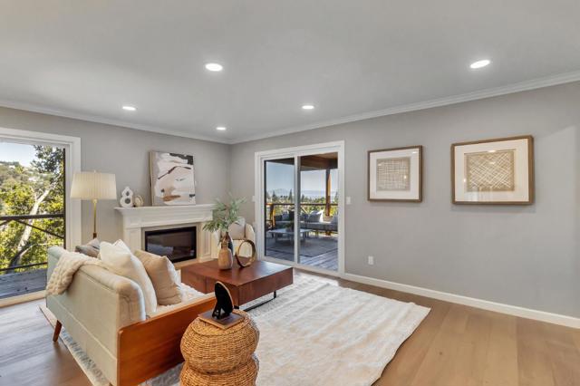 106 Madera Avenue, San Carlos CA: https://media.crmls.org/mediaz/6038e4cb-2857-4a43-8bb8-fc5638205522.jpg