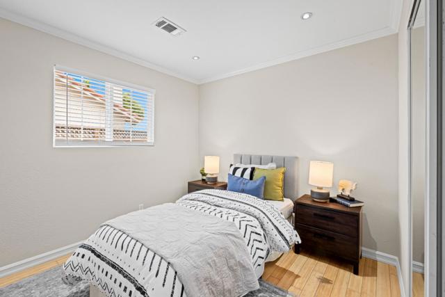 6084 Amador Place, Newark CA: https://media.crmls.org/mediaz/60399003-8c66-4767-aa7b-cdb79e1ed493.jpg