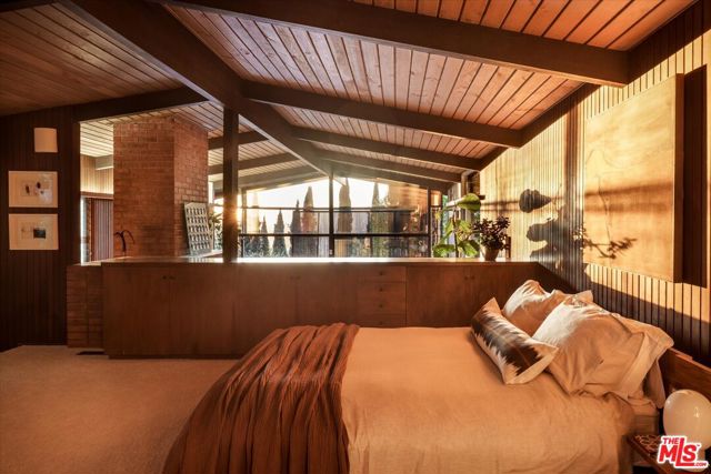 Image 13 of 53 For 1966 Lucile Avenue