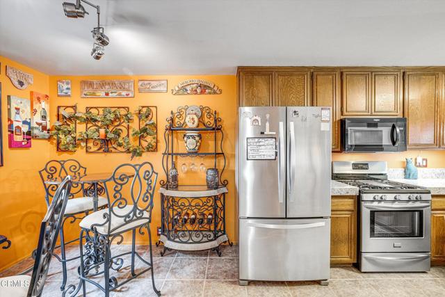 728 Island View Circle, Port Hueneme CA: https://media.crmls.org/mediaz/6039c64c-f8b7-49f3-9de2-09beb8f6a54e.jpg