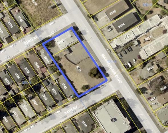 8311 MacArthur Boulevard, Oakland CA: https://media.crmls.org/mediaz/603a4bba-04d7-47a7-9cd8-9d6e93851da5.jpg