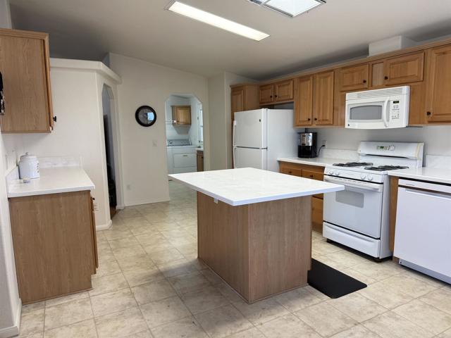 Detail Gallery Image 13 of 59 For 1401 El Norte #64 Pkwy Spc 64,  San Marcos,  CA 92069 - 2 Beds | 2 Baths