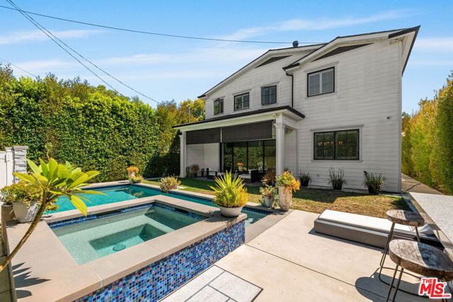 5235 Sylmar Avenue, Sherman Oaks CA: https://media.crmls.org/mediaz/603d3a7a-6018-4c8b-93cb-8b1906fbd863.jpg