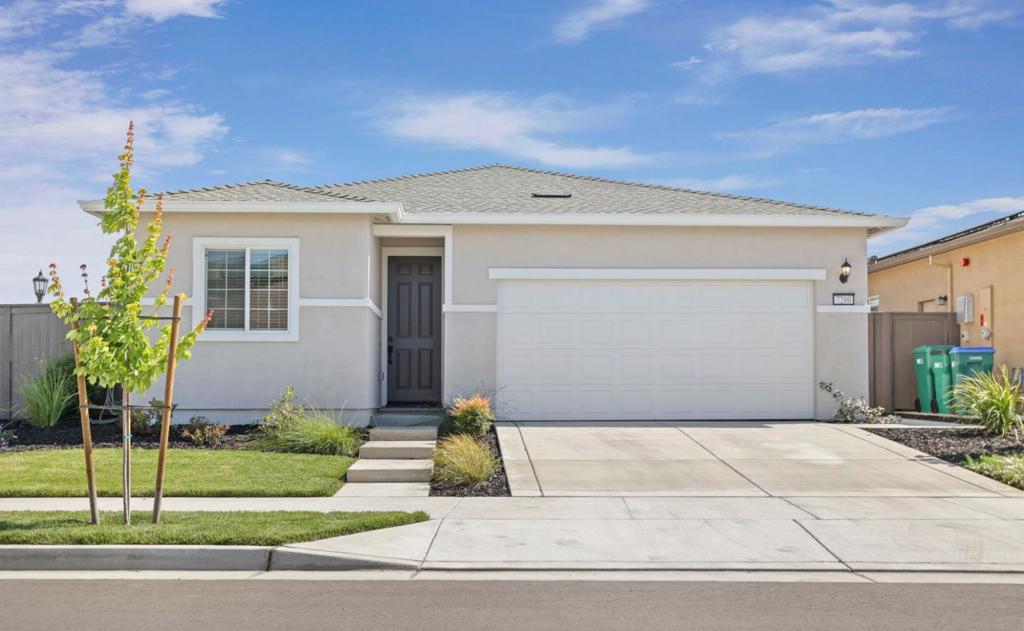 7200 Robins Cove Drive