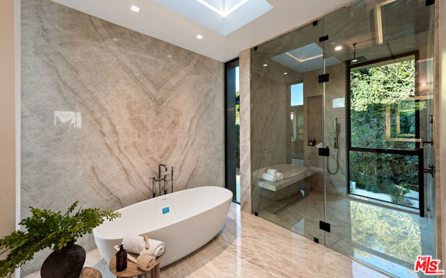 Drew Fenton | 1600 Casale Road Pacific Palisades CA | MLS: 7196118