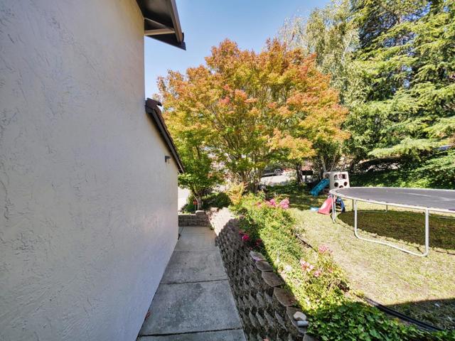 5909 Amend Road, El Sobrante CA: https://media.crmls.org/mediaz/603f7dfd-a40c-4ab2-b6ca-69cc124368fa.jpg
