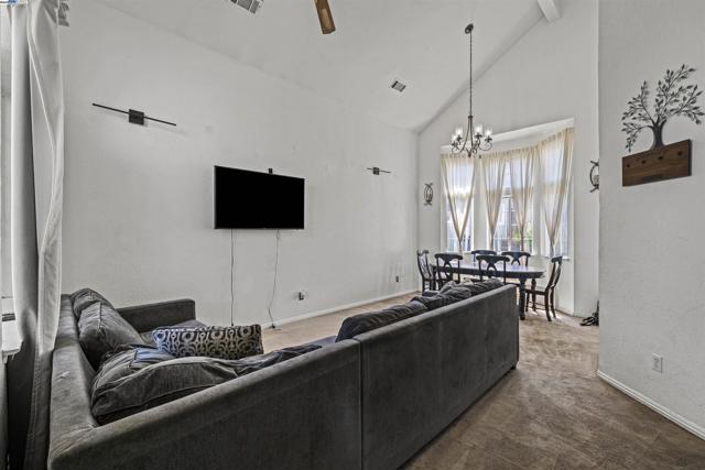 1860 Concannon Dr, Oakley CA: https://media.crmls.org/mediaz/60400263-caf8-4656-a234-d070457c1609.jpg
