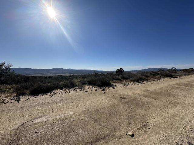 Detail Gallery Image 6 of 8 For 40368 Elm Brush Trl, Anza,  CA 92539 - – Beds | – Baths