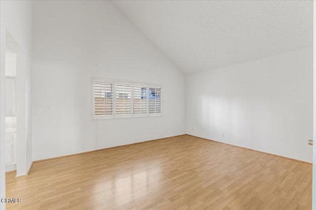 3630 Dallas Drive, Oxnard CA: https://media.crmls.org/mediaz/60413b69-abd1-4510-9a3a-001f277576d7.jpg
