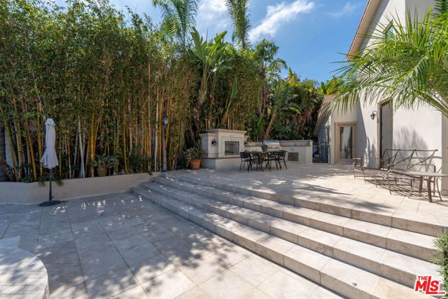 Exit from interior to backyard