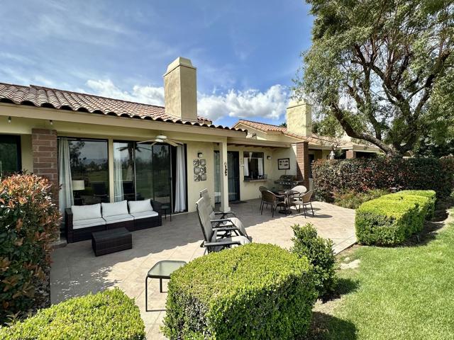 138 Gran, Palm Desert CA: https://media.crmls.org/mediaz/6041fcd1-8a46-4d04-8951-e4ed31c1df64.jpg