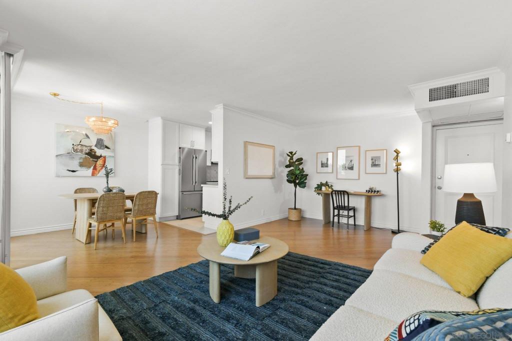 1907 Robinson Ave - photo 6