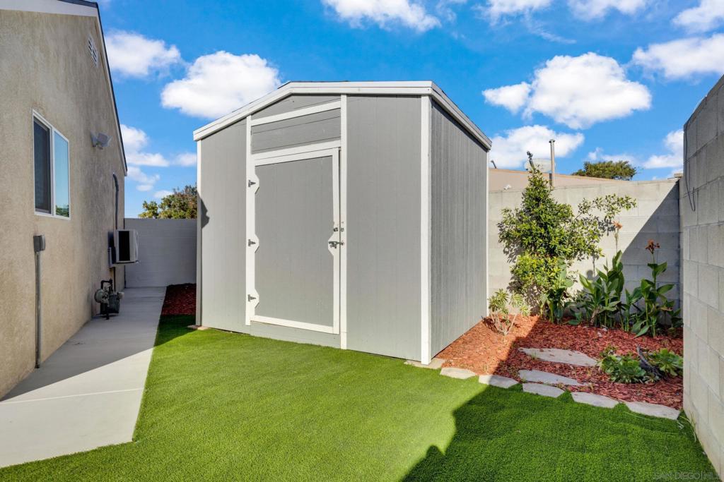 3653 Euclid Ave - photo 9