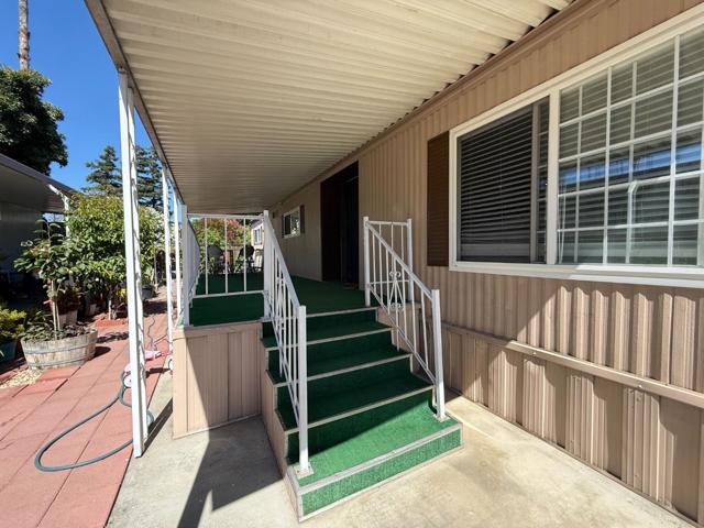 3637 Snell Avenue, San Jose CA: https://media.crmls.org/mediaz/60433c1f-a943-43ac-9513-13d29d914030.jpg