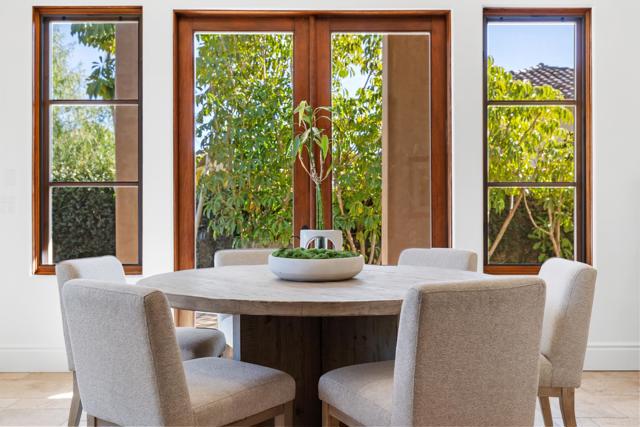 Detail Gallery Image 18 of 38 For 5560 Meadows Del Mar, San Diego,  CA 92130 - 6 Beds | 6/1 Baths