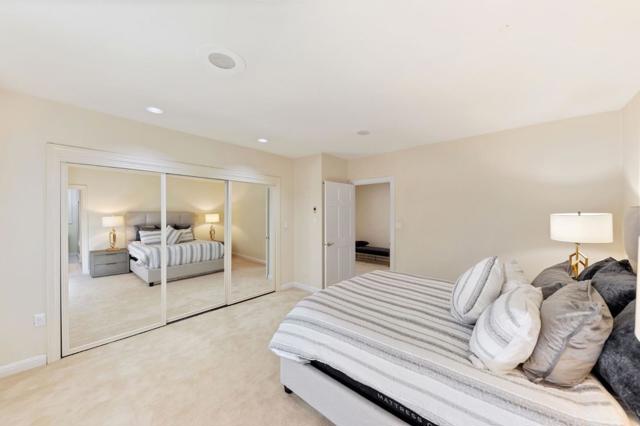 1035 Macadamia Drive, Hillsborough CA: https://media.crmls.org/mediaz/6043c868-b595-429c-b3a9-5810d4686bc4.jpg
